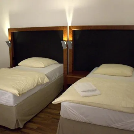 Porschepension בית הארחה